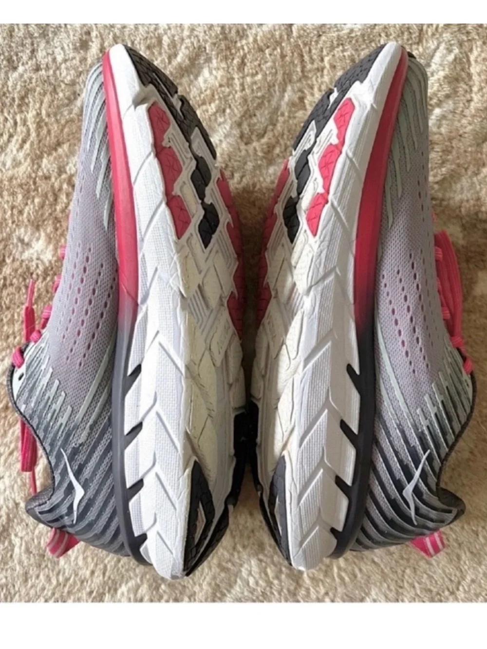 Hoka One One clifton light